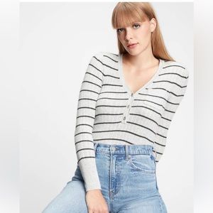 *SOLD* Gap ribbed pocket sweater
